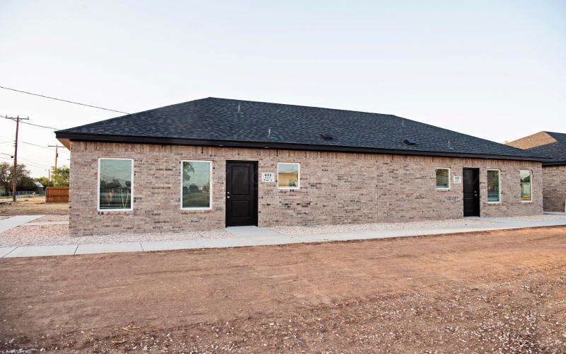 Hereford, TX 79045, 8 Bedrooms Bedrooms, ,5 BathroomsBathrooms,Residential,For Sale,24-7509