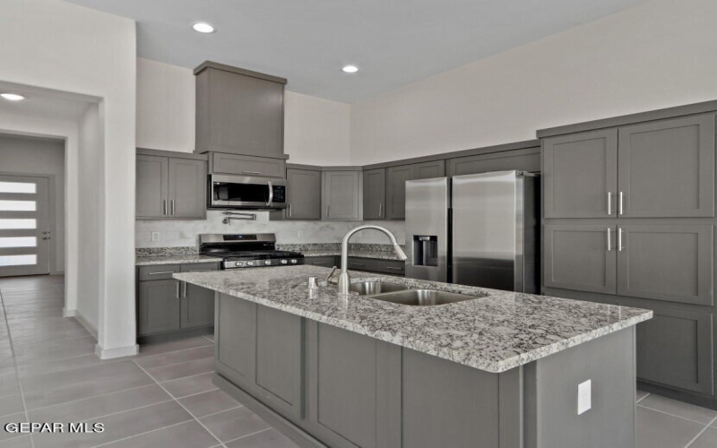 14581 John McNeely Avenue, El Paso, TX 79938, 4 Habitaciones Habitaciones , ,1 BañoBaños,Residential,En Venta,14581 John McNeely Avenue,911840