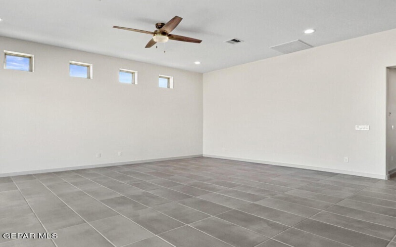 14581 John McNeely Avenue, El Paso, TX 79938, 4 Habitaciones Habitaciones , ,1 BañoBaños,Residential,En Venta,14581 John McNeely Avenue,911840