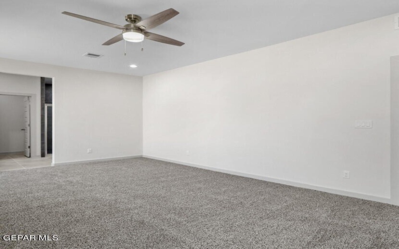 14581 John McNeely Avenue, El Paso, TX 79938, 4 Habitaciones Habitaciones , ,1 BañoBaños,Residential,En Venta,14581 John McNeely Avenue,911840