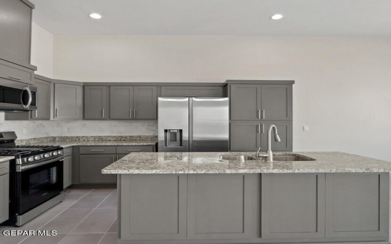 14581 John McNeely Avenue, El Paso, TX 79938, 4 Habitaciones Habitaciones , ,1 BañoBaños,Residential,En Venta,14581 John McNeely Avenue,911840