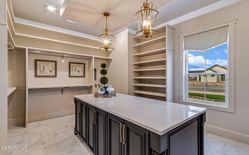 400 Del Rio View Drive, El Paso, TX 79932, 5 Bedrooms Bedrooms, ,2 BathroomsBathrooms,Residential,For Sale,400 Del Rio View Drive,912059