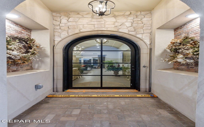 400 Del Rio View Drive, El Paso, TX 79932, 5 Bedrooms Bedrooms, ,2 BathroomsBathrooms,Residential,For Sale,400 Del Rio View Drive,912059