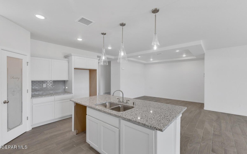 912 Aqueduct Avenue, El Paso, TX 79932, 3 Bedrooms Bedrooms, ,2 BathroomsBathrooms,Residential,For Sale,912 Aqueduct Avenue,912201