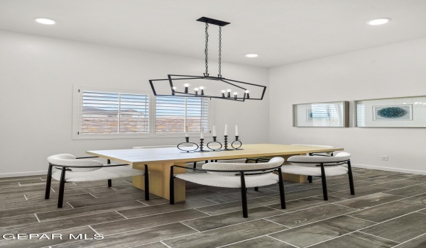 13992 Summer Valley Avenue, El Paso, TX 79928, 4 Habitaciones Habitaciones , ,3 BañosBaños,Residential,En Venta,13992 Summer Valley Avenue,912420