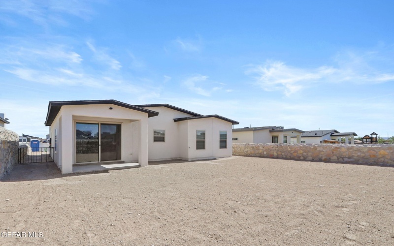 982 BARBARA AVE., Socorro, TX 79927, 3 Habitaciones Habitaciones , ,2 BañosBaños,Residential,En Venta,982 BARBARA AVE.,912474