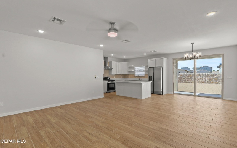 982 BARBARA AVE., Socorro, TX 79927, 3 Habitaciones Habitaciones , ,2 BañosBaños,Residential,En Venta,982 BARBARA AVE.,912474