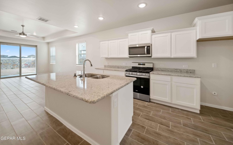 13897 Lorenz Avenue, El Paso, TX 79928, 3 Bedrooms Bedrooms, ,2 BathroomsBathrooms,Residential,For Sale,13897 Lorenz Avenue,908430