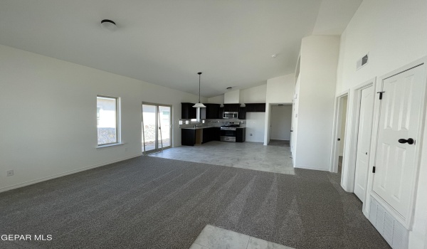13067 Beccles Street, El Paso, TX 79928, 3 Habitaciones Habitaciones , ,2 BañosBaños,Residential,En Venta,13067 Beccles Street,908903