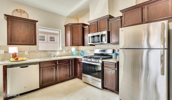 14324 Chris Zingo Lane, Horizon City, TX 79928, 3 Habitaciones Habitaciones , ,2 BañosBaños,Residential,En Venta,14324 Chris Zingo Lane,908932