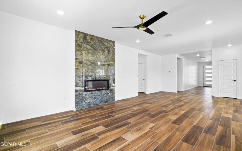 871 COUNTRY CLUB Road unit: 1A #1A, El Paso, TX 79932, 3 Bedrooms Bedrooms, ,2 BathroomsBathrooms,Residential Multi Family,For Sale,871 COUNTRY CLUB Road unit: 1A,909046