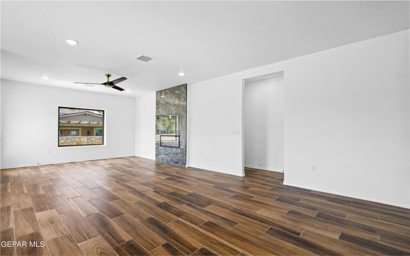 871 COUNTRY CLUB Road unit: 1A #1A, El Paso, TX 79932, 3 Bedrooms Bedrooms, ,2 BathroomsBathrooms,Residential Multi Family,For Sale,871 COUNTRY CLUB Road unit: 1A,909046