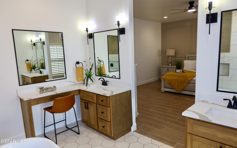 14930 Hinojos Ave, El Paso, TX 79938, 4 Bedrooms Bedrooms, ,3 BathroomsBathrooms,Residential,For Sale,14930 Hinojos Ave,909058