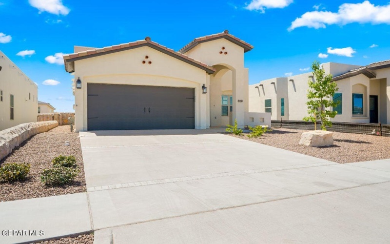 13098 Kington Avenue, El Paso, TX 79928, 3 Habitaciones Habitaciones , ,2 BañosBaños,Residential,En Venta,13098 Kington Avenue,909643