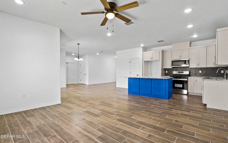 871 COUNTRY CLUB Road unit: 1C #1C, El Paso, TX 79932, 2 Bedrooms Bedrooms, ,2 BathroomsBathrooms,Residential Multi Family,For Sale,871 COUNTRY CLUB Road unit: 1C,910145