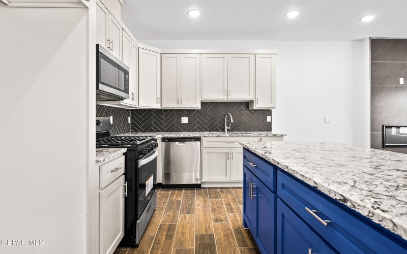 871 COUNTRY CLUB Road unit: 1C #1C, El Paso, TX 79932, 2 Bedrooms Bedrooms, ,2 BathroomsBathrooms,Residential Multi Family,For Sale,871 COUNTRY CLUB Road unit: 1C,910145