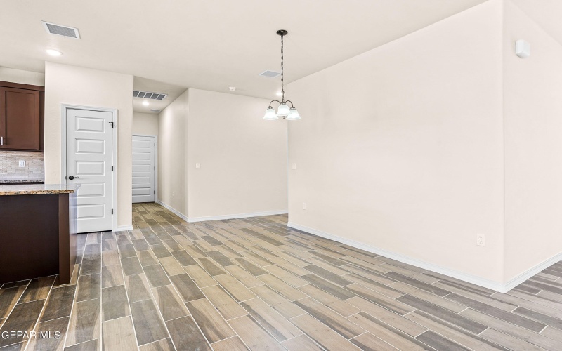 871 COUNTRY CLUB Road unit: 1D #1D, El Paso, TX 79932, 3 Bedrooms Bedrooms, ,2 BathroomsBathrooms,Residential Multi Family,For Sale,871 COUNTRY CLUB Road unit: 1D,910146
