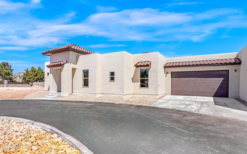 871 COUNTRY CLUB Road unit: 1D #1D, El Paso, TX 79932, 3 Bedrooms Bedrooms, ,2 BathroomsBathrooms,Residential Multi Family,For Sale,871 COUNTRY CLUB Road unit: 1D,910146