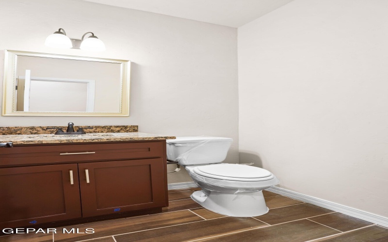 871 COUNTRY CLUB Road unit: 1D #1D, El Paso, TX 79932, 3 Bedrooms Bedrooms, ,2 BathroomsBathrooms,Residential Multi Family,For Sale,871 COUNTRY CLUB Road unit: 1D,910146