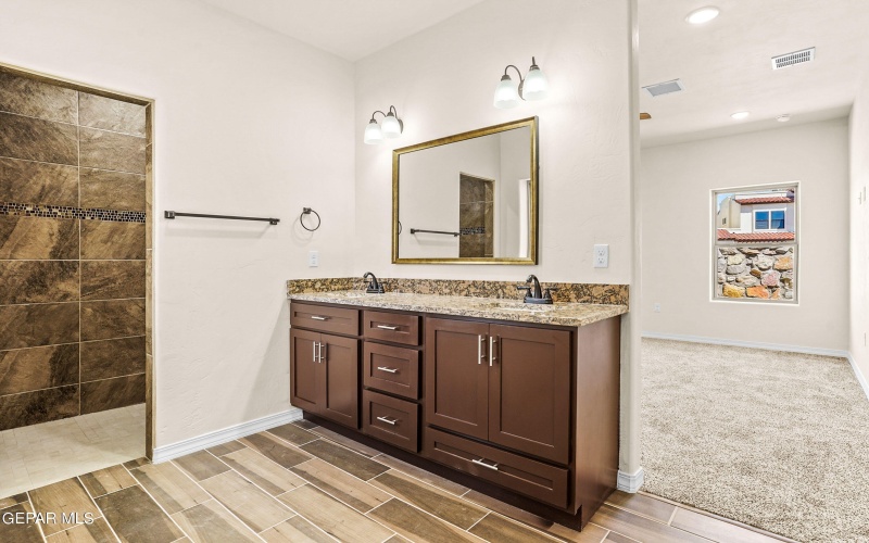 871 COUNTRY CLUB Road unit: 1D #1D, El Paso, TX 79932, 3 Bedrooms Bedrooms, ,2 BathroomsBathrooms,Residential Multi Family,For Sale,871 COUNTRY CLUB Road unit: 1D,910146