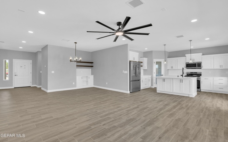 528 Telop Road, Socorro, TX 79927, 4 Bedrooms Bedrooms, ,2 BathroomsBathrooms,Residential,For Sale,528 Telop Road,910424