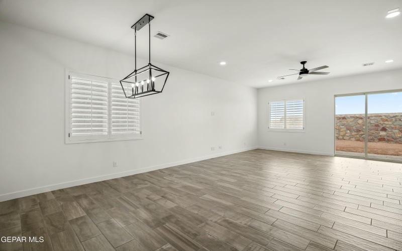 13961 Golden Summer Court, Horizon City, TX 79928, 3 Bedrooms Bedrooms, ,2 BathroomsBathrooms,Residential,For Sale,13961 Golden Summer Court,910441