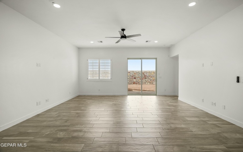 13961 Golden Summer Court, Horizon City, TX 79928, 3 Bedrooms Bedrooms, ,2 BathroomsBathrooms,Residential,For Sale,13961 Golden Summer Court,910441