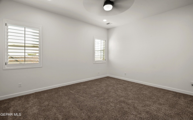 13988 Summer Valley Avenue, Horizon City, TX 79928, 3 Bedrooms Bedrooms, ,2 BathroomsBathrooms,Residential,For Sale,13988 Summer Valley Avenue,910455