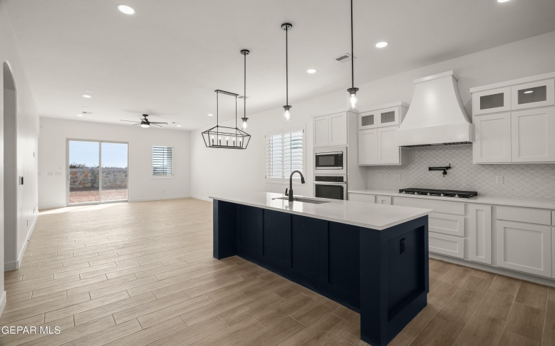 713 Paseo Astuto Place, Horizon City, TX 79928, 3 Bedrooms Bedrooms, ,2 BathroomsBathrooms,Residential,For Sale,713 Paseo Astuto Place,910501