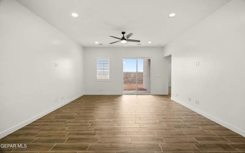 705 Paseo Astuto Place, Horizon City, TX 79928, 3 Bedrooms Bedrooms, ,2 BathroomsBathrooms,Residential,For Sale,705 Paseo Astuto Place,910503