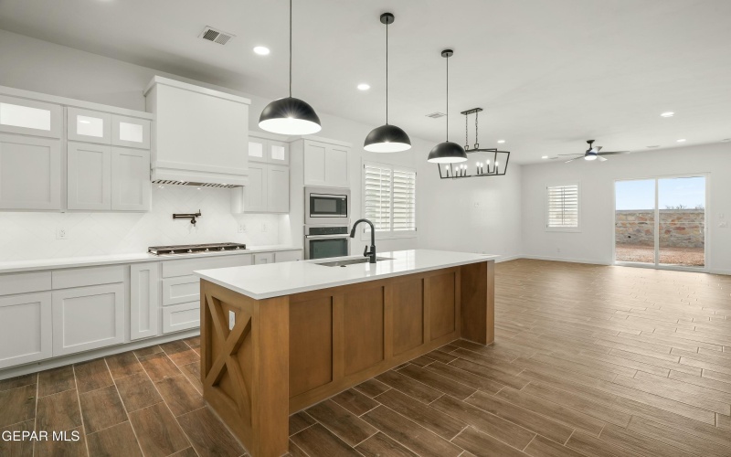 705 Paseo Astuto Place, Horizon City, TX 79928, 3 Bedrooms Bedrooms, ,2 BathroomsBathrooms,Residential,For Sale,705 Paseo Astuto Place,910503
