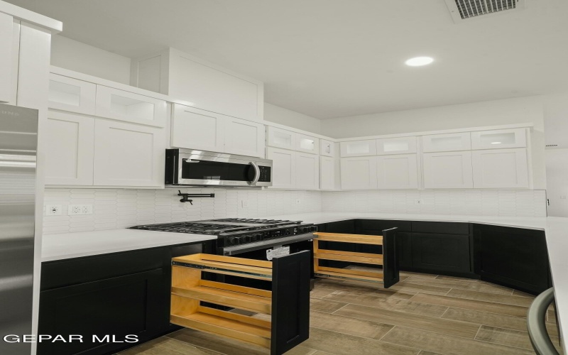713 Paseo Del Agua Street, Horizon City, TX 79928, 3 Habitaciones Habitaciones , ,2 BañosBaños,Residential,En Venta,713 Paseo Del Agua Street,910589