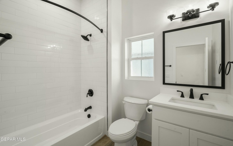 713 Paseo Del Agua Street, Horizon City, TX 79928, 3 Habitaciones Habitaciones , ,2 BañosBaños,Residential,En Venta,713 Paseo Del Agua Street,910589