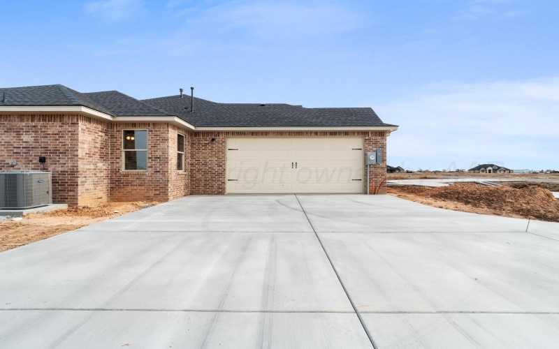 9400 Bethpage Avenue, Amarillo, TX 79119, 5 Bedrooms Bedrooms, ,3 BathroomsBathrooms,Residential,For Sale,9400 Bethpage Avenue,24-9047