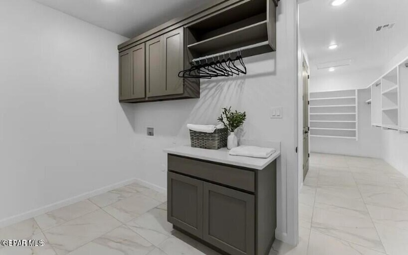 2313 Tierra Fabian Place, El Paso, TX 79938, 4 Bedrooms Bedrooms, ,3 BathroomsBathrooms,Residential,For Sale,2313 Tierra Fabian Place,910965