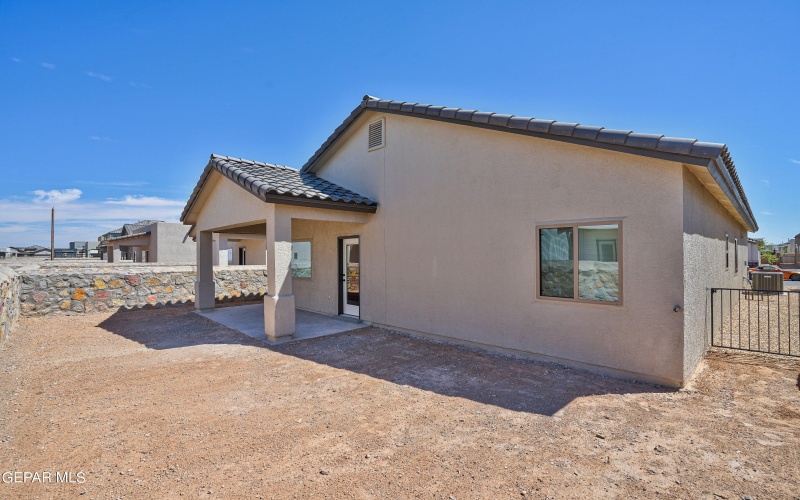 1023 Barbara Avenue, Socorro, TX 79927, 4 Habitaciones Habitaciones , ,1 BañoBaños,Residential,En Venta,1023 Barbara Avenue,910979