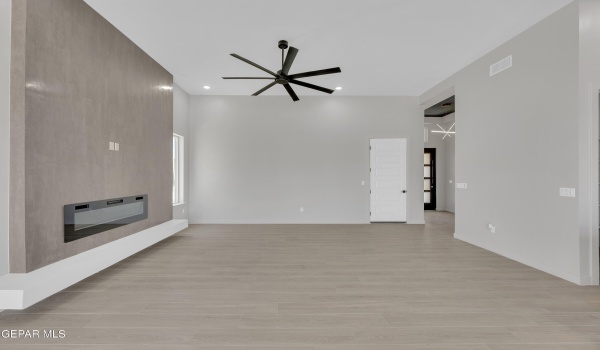 12869 Kingsbury Avenue, Horizon City, TX 79928, 4 Habitaciones Habitaciones , ,2 BañosBaños,Residential,En Venta,12869 Kingsbury Avenue,915104
