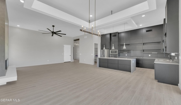 12869 Kingsbury Avenue, Horizon City, TX 79928, 4 Habitaciones Habitaciones , ,2 BañosBaños,Residential,En Venta,12869 Kingsbury Avenue,915104