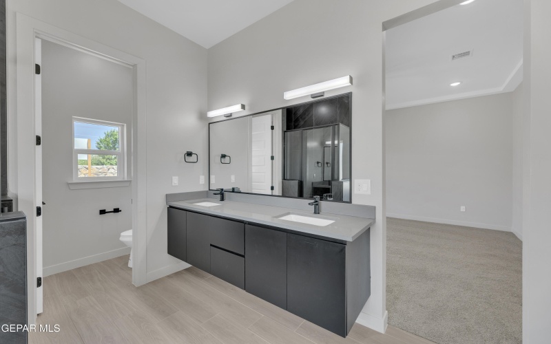 12869 Kingsbury Avenue, Horizon City, TX 79928, 4 Habitaciones Habitaciones , ,2 BañosBaños,Residential,En Venta,12869 Kingsbury Avenue,915104