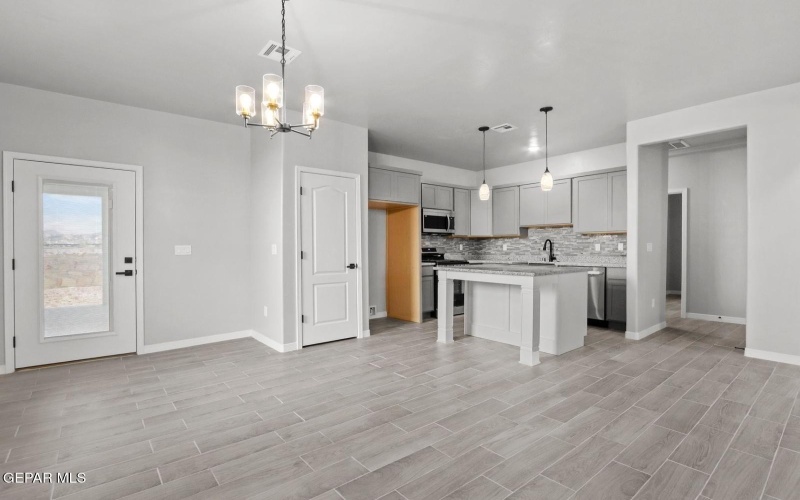 433 morrison Road, Sunland Park, NM 88063, 4 Bedrooms Bedrooms, ,2 BathroomsBathrooms,Residential,For Sale,433 morrison Road,915317