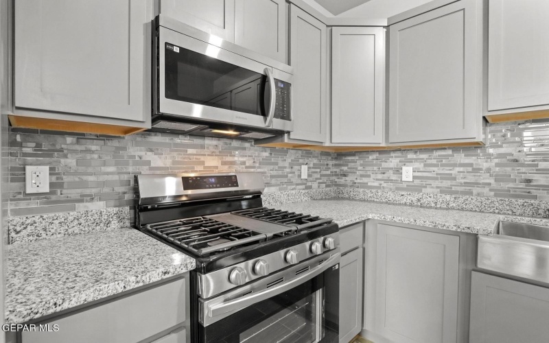 433 morrison Road, Sunland Park, NM 88063, 4 Bedrooms Bedrooms, ,2 BathroomsBathrooms,Residential,For Sale,433 morrison Road,915317