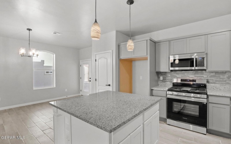 433 morrison Road, Sunland Park, NM 88063, 4 Bedrooms Bedrooms, ,2 BathroomsBathrooms,Residential,For Sale,433 morrison Road,915317