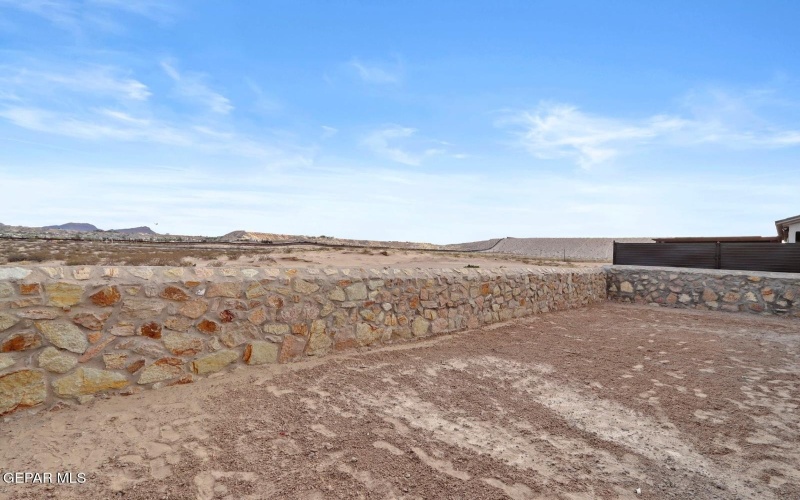 433 morrison Road, Sunland Park, NM 88063, 4 Bedrooms Bedrooms, ,2 BathroomsBathrooms,Residential,For Sale,433 morrison Road,915317