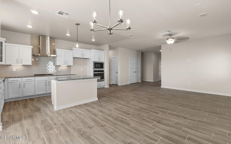 1016 Callie Court, Socorro, TX 79927, 4 Habitaciones Habitaciones , ,1 BañoBaños,Residential,En Venta,1016 Callie Court,915377