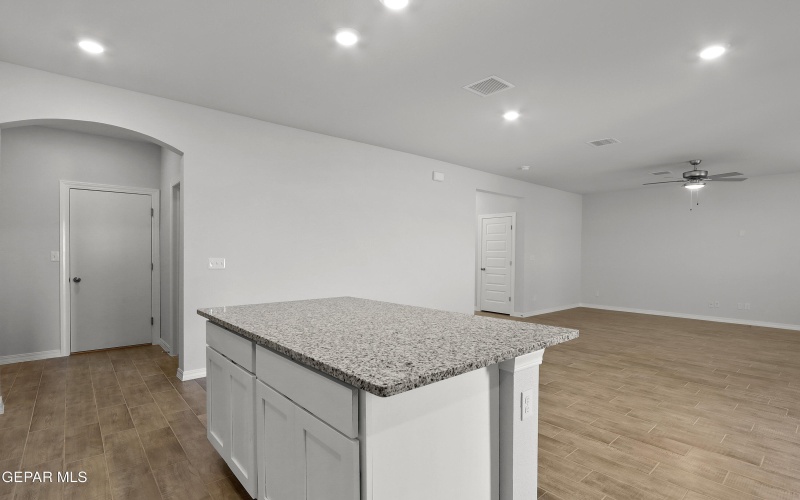 13832 Carolina Ponce Avenue, Horizon City, TX 79928, 4 Bedrooms Bedrooms, ,2 BathroomsBathrooms,Residential,For Sale,13832 Carolina Ponce Avenue,915409