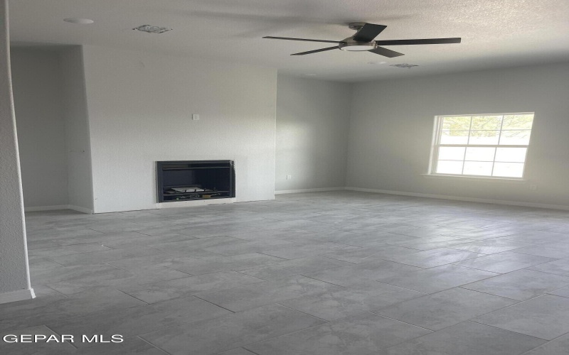 12498 PASEO AZUL Drive, El Paso, TX 79928, 3 Bedrooms Bedrooms, ,2 BathroomsBathrooms,Residential,For Sale,12498 PASEO AZUL Drive,915423