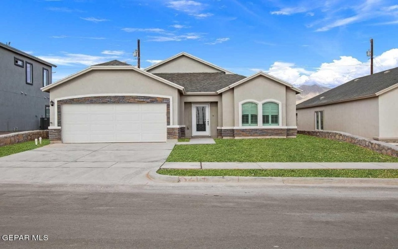 1325 Blue Horizon Place, El Paso, TX 79928, 4 Habitaciones Habitaciones , ,2 BañosBaños,Residential,En Venta,1325 Blue Horizon Place,915467