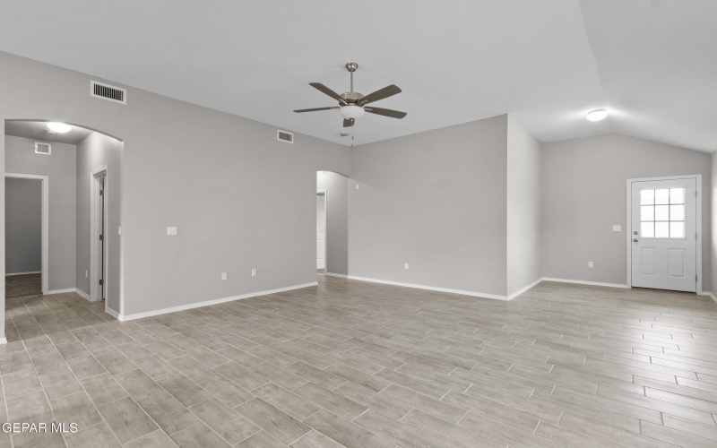 1325 Blue Horizon Place, El Paso, TX 79928, 4 Habitaciones Habitaciones , ,2 BañosBaños,Residential,En Venta,1325 Blue Horizon Place,915467