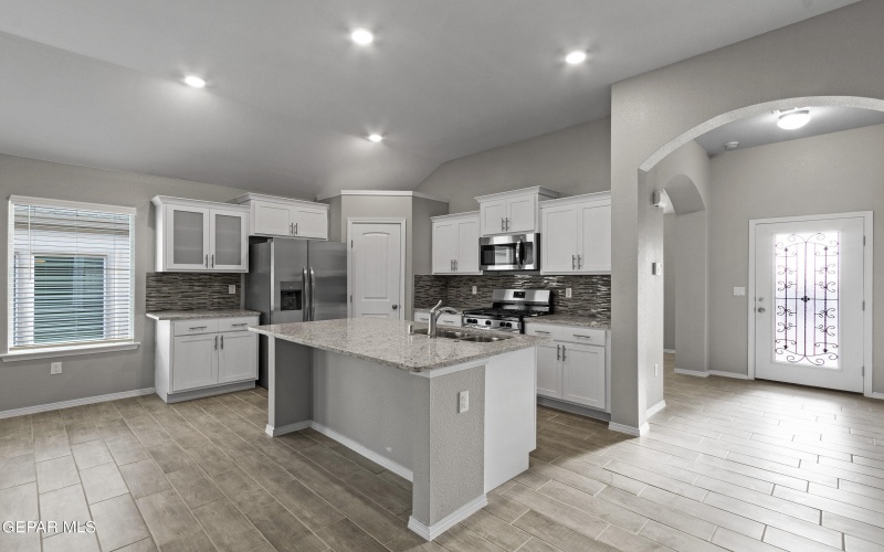 1325 Blue Horizon Place, El Paso, TX 79928, 4 Habitaciones Habitaciones , ,2 BañosBaños,Residential,En Venta,1325 Blue Horizon Place,915467