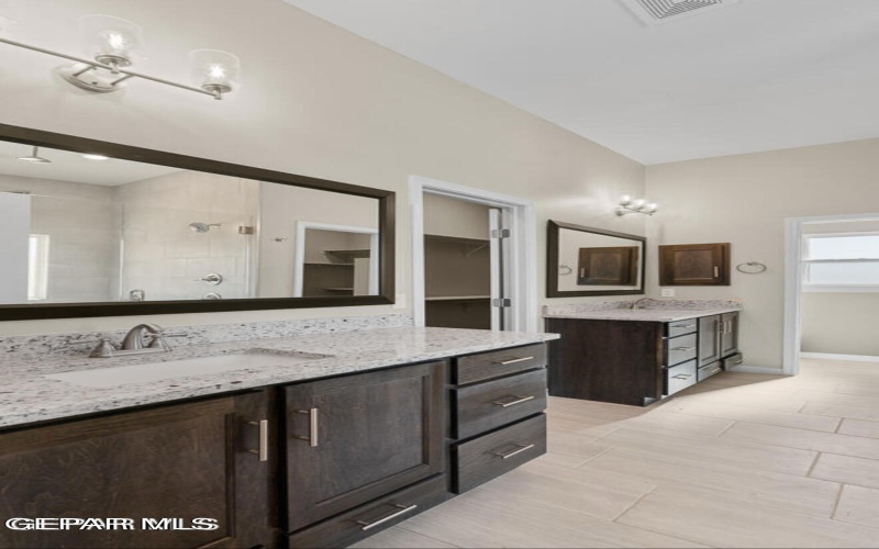 7329 Enchanted Star Drive, El Paso, TX 79911, 5 Bedrooms Bedrooms, ,3 BathroomsBathrooms,Residential,For Sale,7329 Enchanted Star Drive,912604